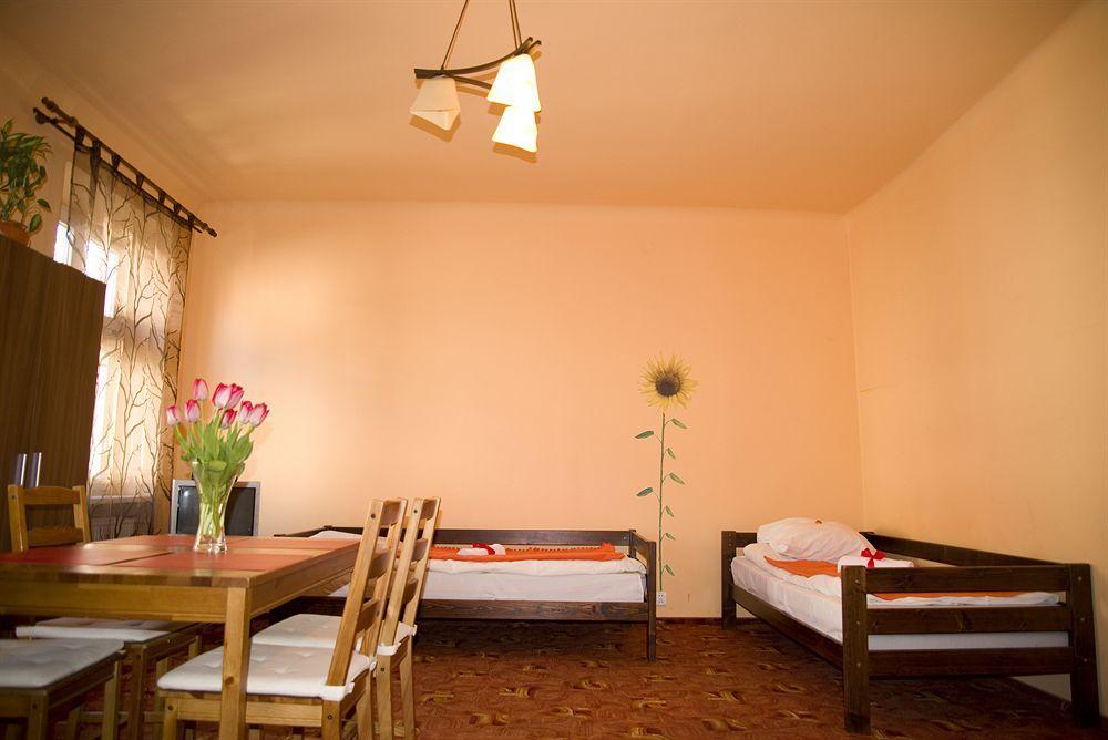 Flower Rooms Краків Екстер'єр фото